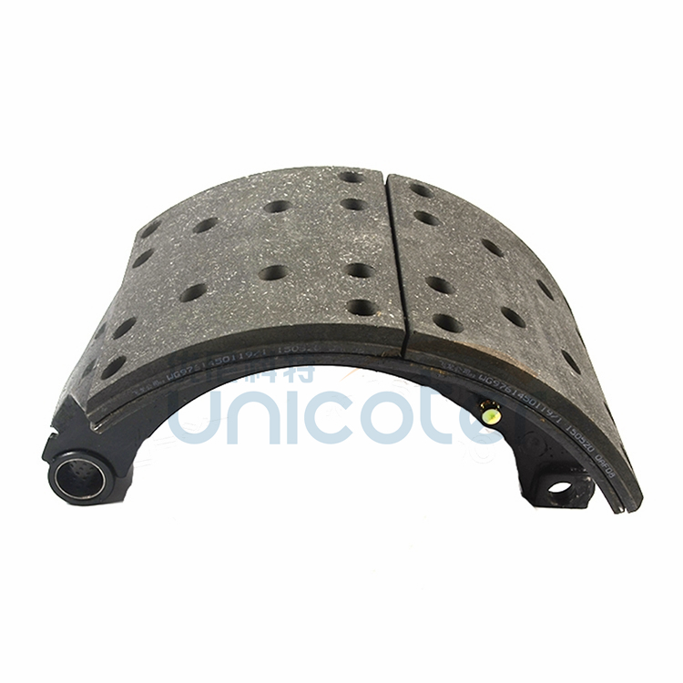 Brake shoe assembly AZ9761450100